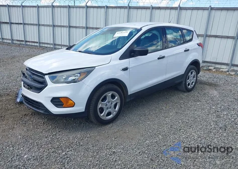 2019 Ford Escape S z USA, uszkodzony, nr VIN 1FMCU0F75KUB45810